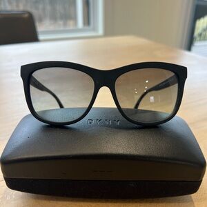 DKNY Classic Black Eyewear